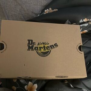 Dr martins black size 6 women’s